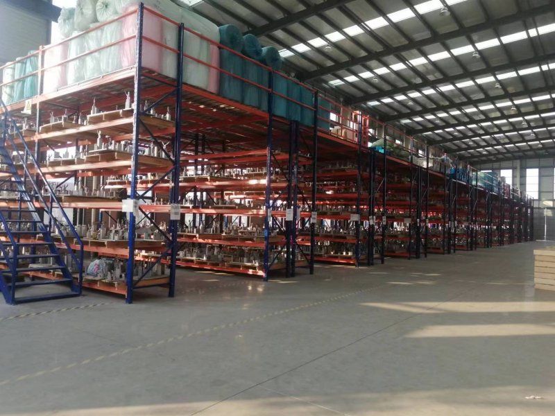 閣樓倉（cāng）儲托盤貨架